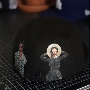 Custom Beyoncé BIK New Era Fitted size 7